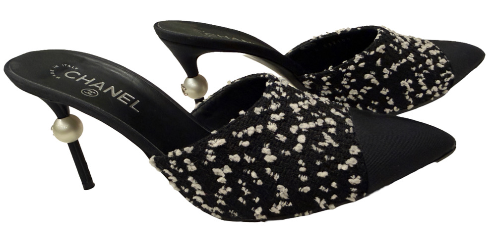 CHANEL Tweed Boucle Pearl Heel Mule Black Ivory Cap Toe Shoes Sz EU 41 US 10